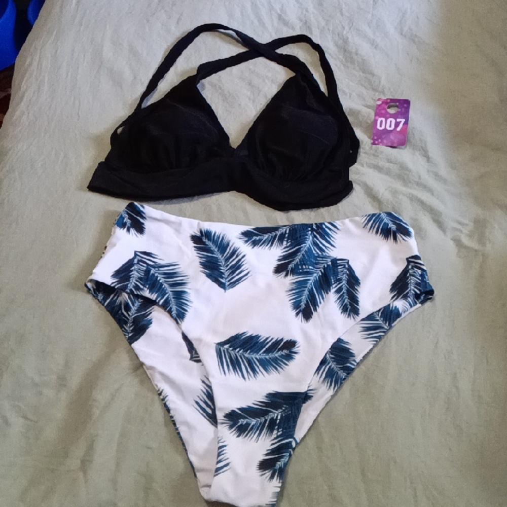 NEW Black Cross-Back Bikini Top with White Palm-Print High-Waist Bottom